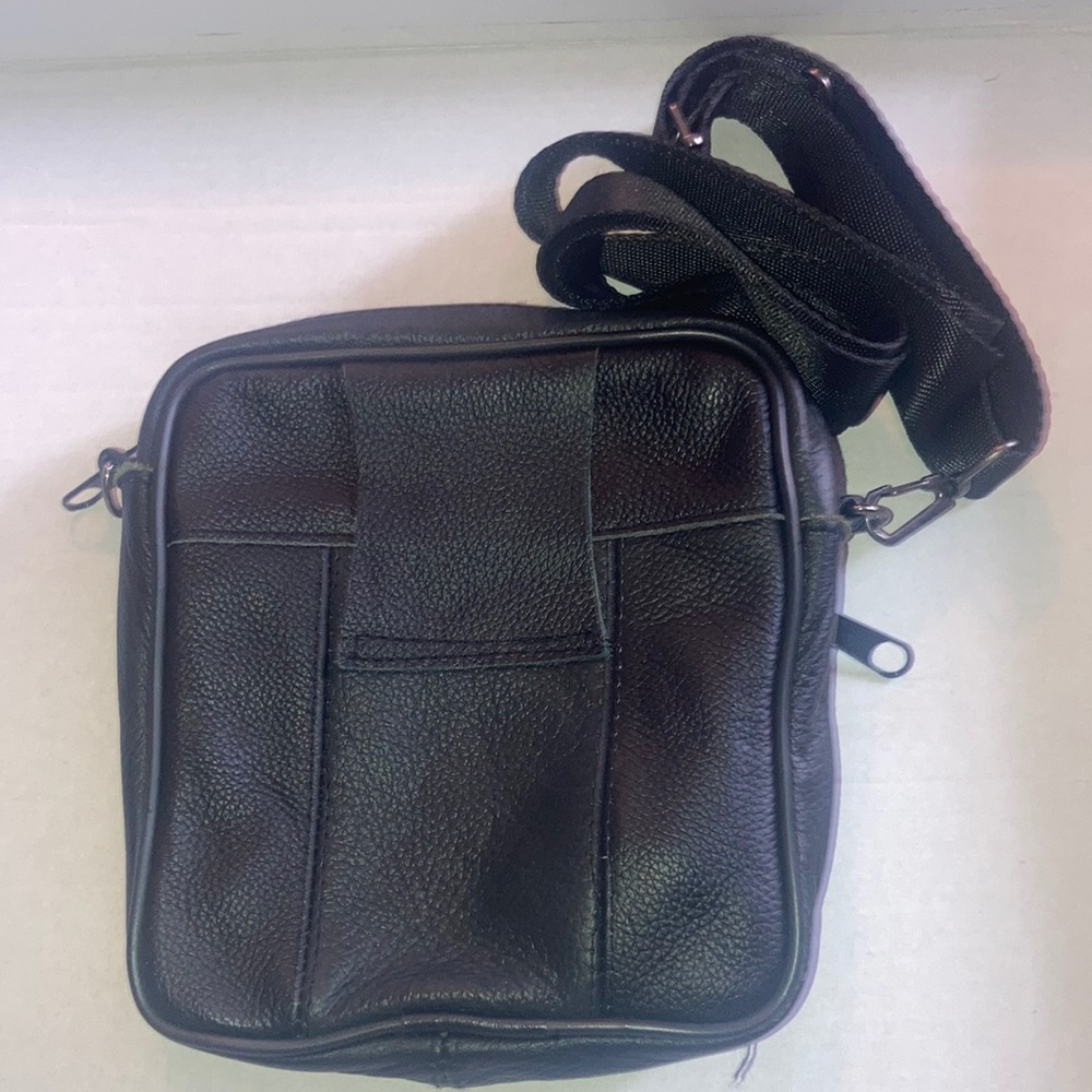 - Men’s fanny pack